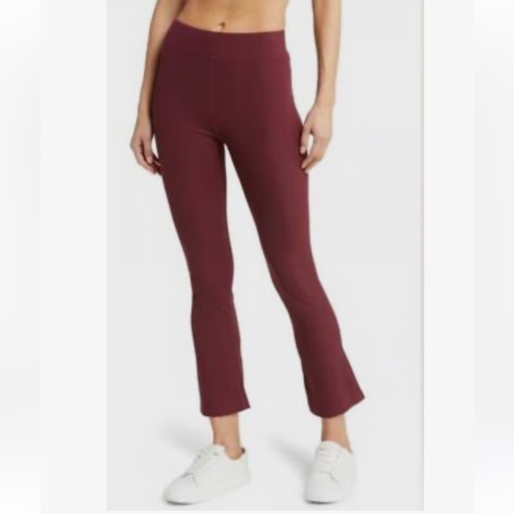 Outdoor Voices Shiraz Ribbed Kick Flare Leggings XXS